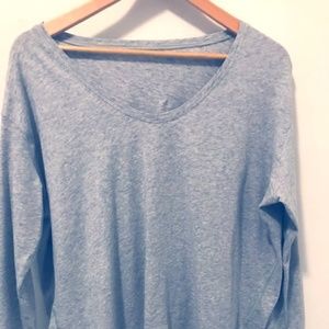 Lululemon long sleeve  v-neck top